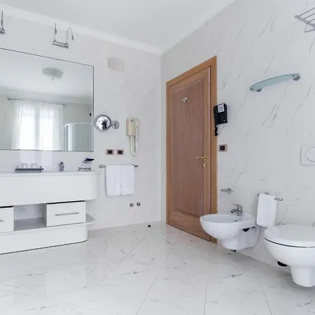 Casa Bianca Al Mare ホテル