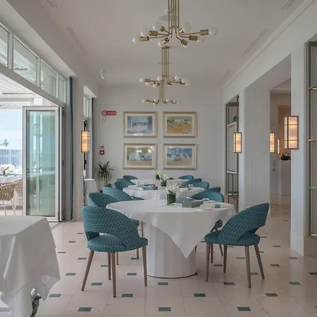 Casa Bianca Al Mare ホテル リド・ディ・イエゾロ