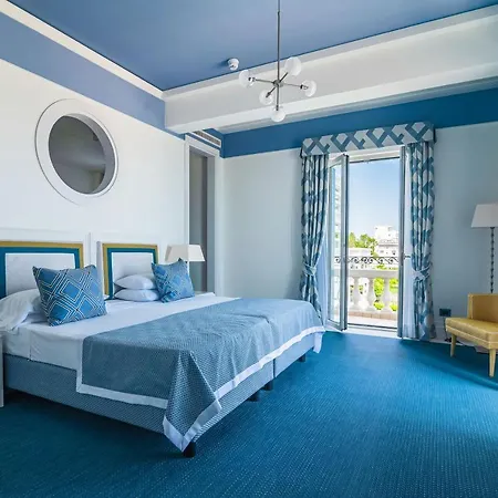 호텔 Casa Bianca Al Mare 4*